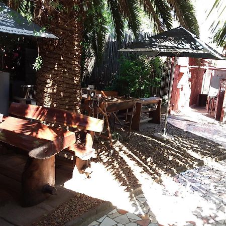 Larona Inn Mafikeng Exterior photo